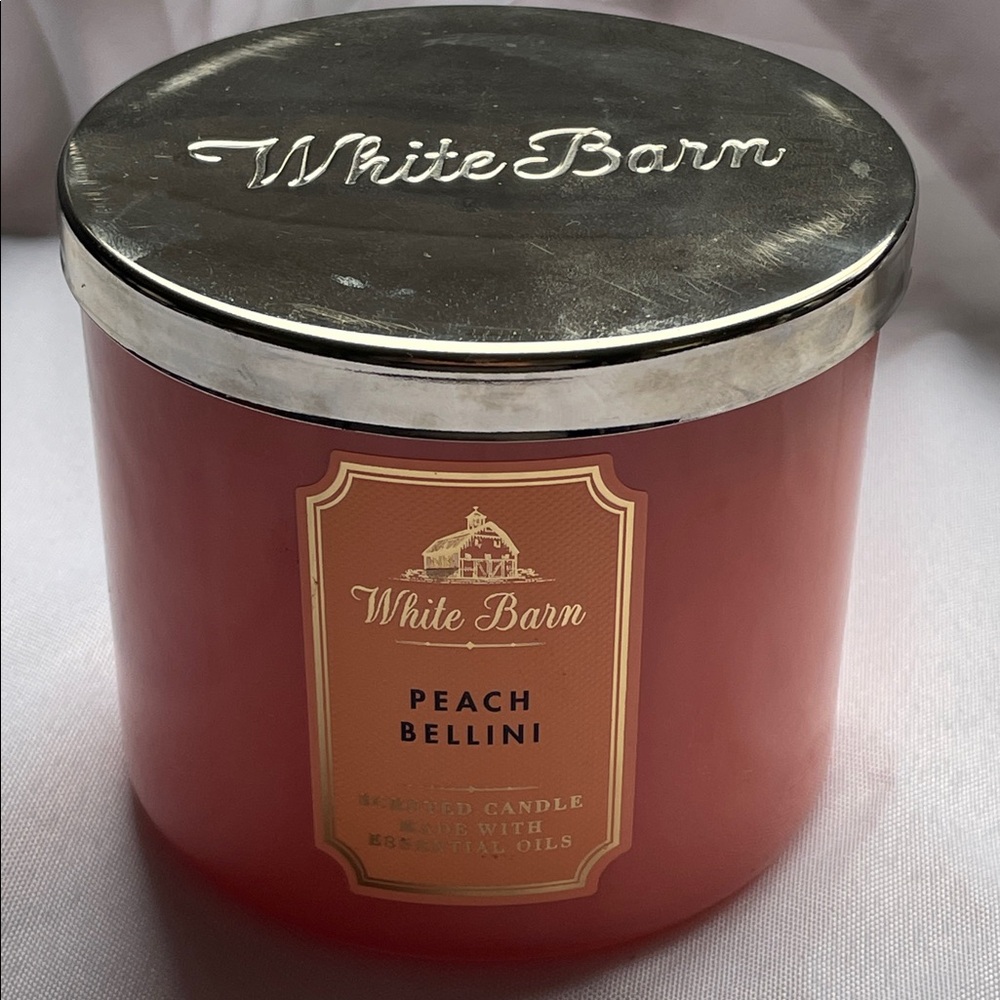 White Barn Peach Bellini Candle Bath and Bodyworks - Picture 8 of 8